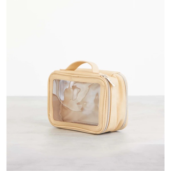 BEIS The On The Go Essential Case in BEIGE SOLD OUT - Picture 3 of 4